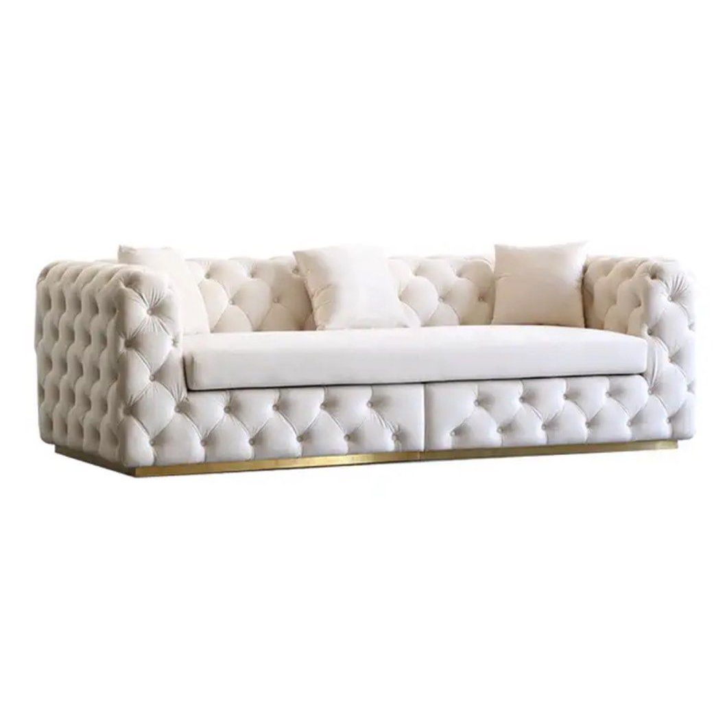 CAVELLA Victorian Chesterfield Velvet Sofa