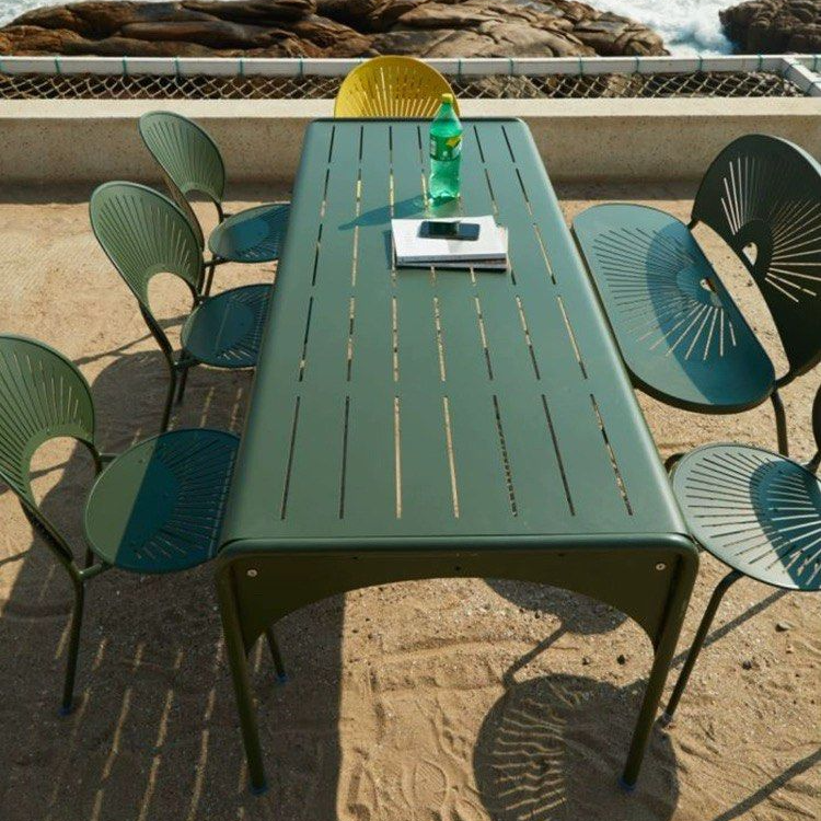 COBE Modern Outdoor Table & Chairs