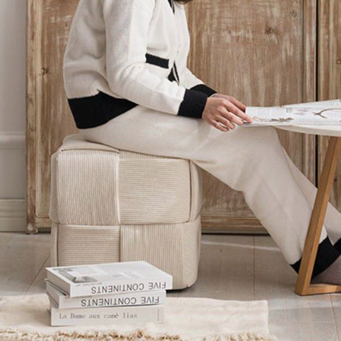 DEVLIN Minimalist Pouf/Bench