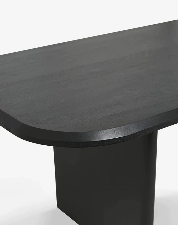 CHARLESTON Dining Table