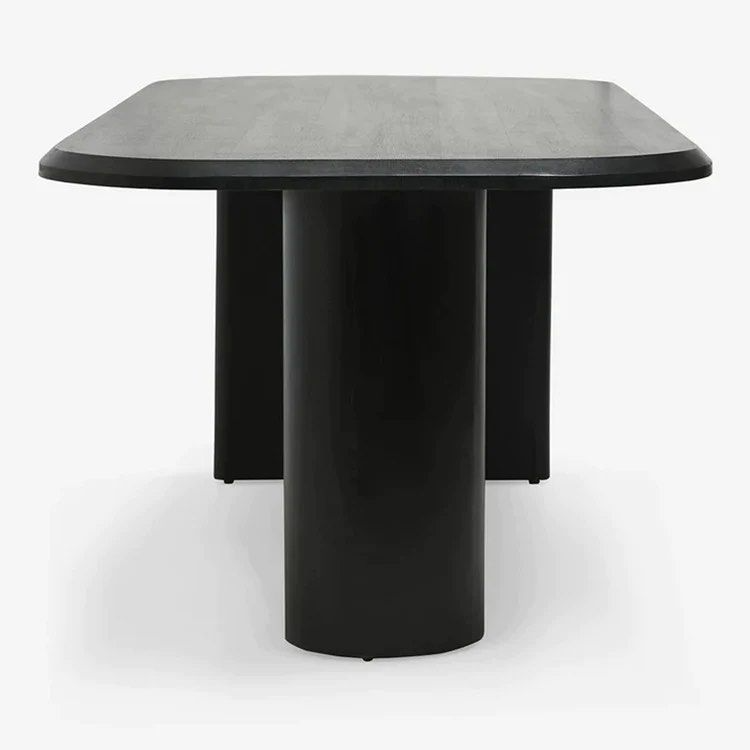 CHARLESTON Dining Table