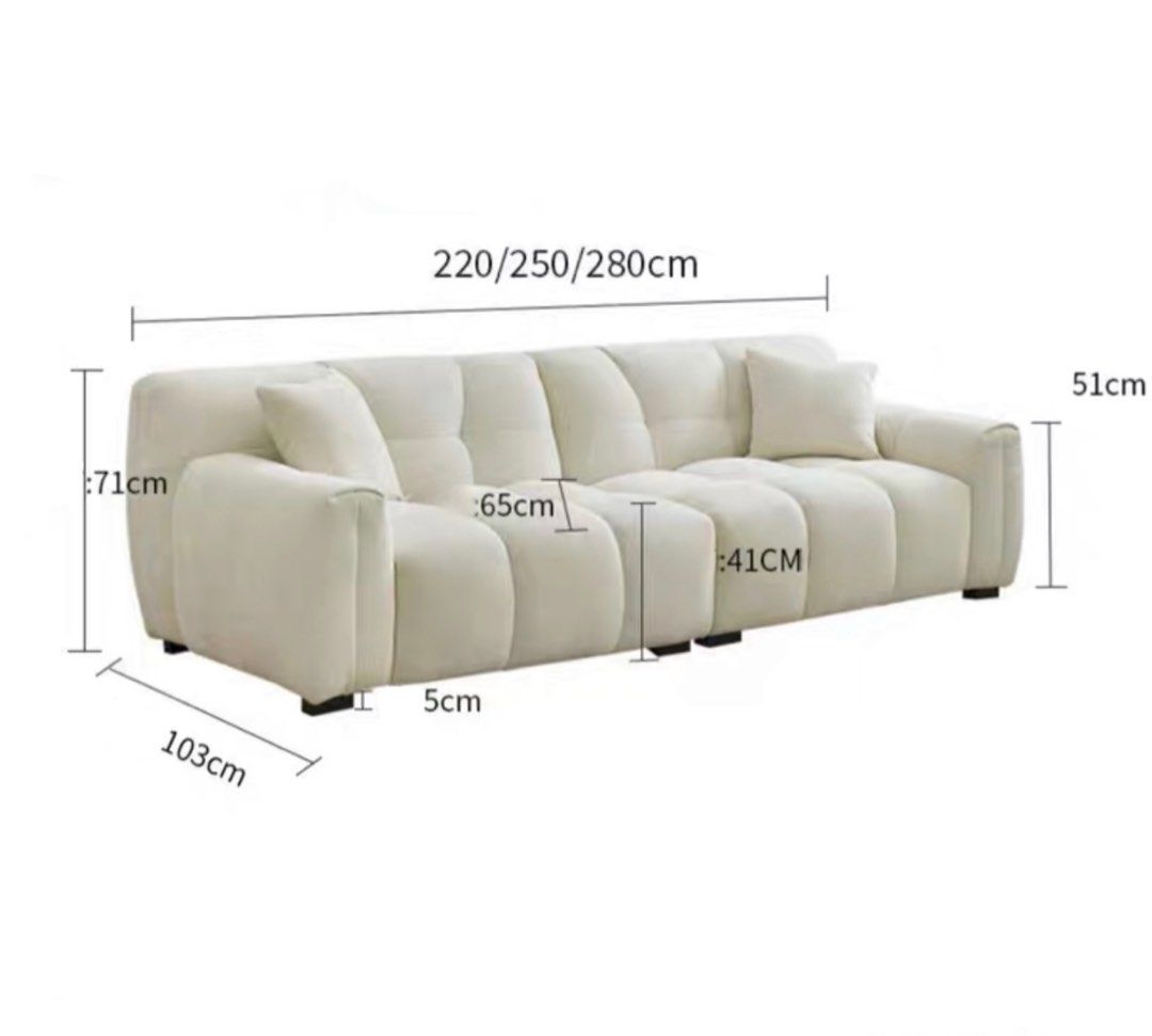 STERRA Modern Chubby Spill Resistant Sofa