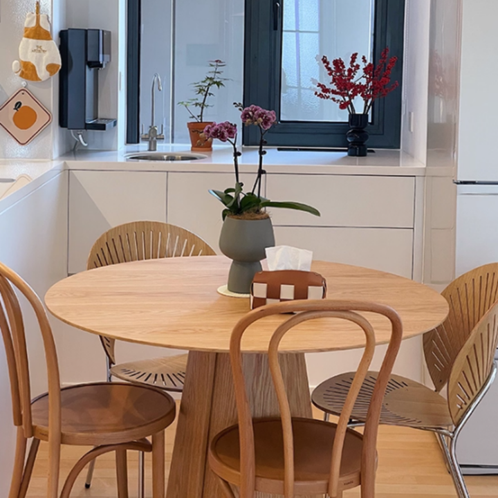 YISHE Solid Wood Round Dining Table