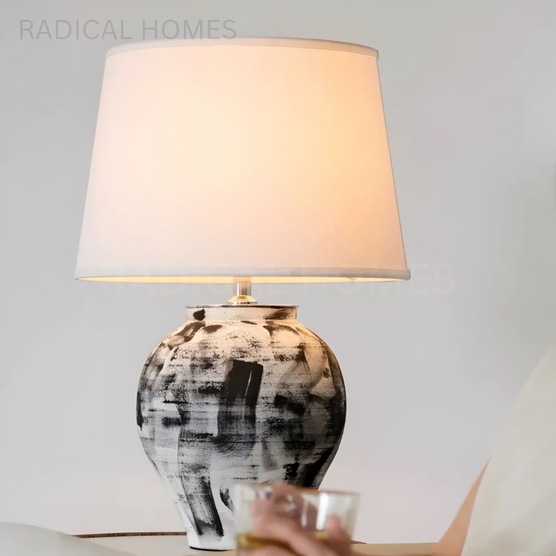 USSO Modern Table Lamp