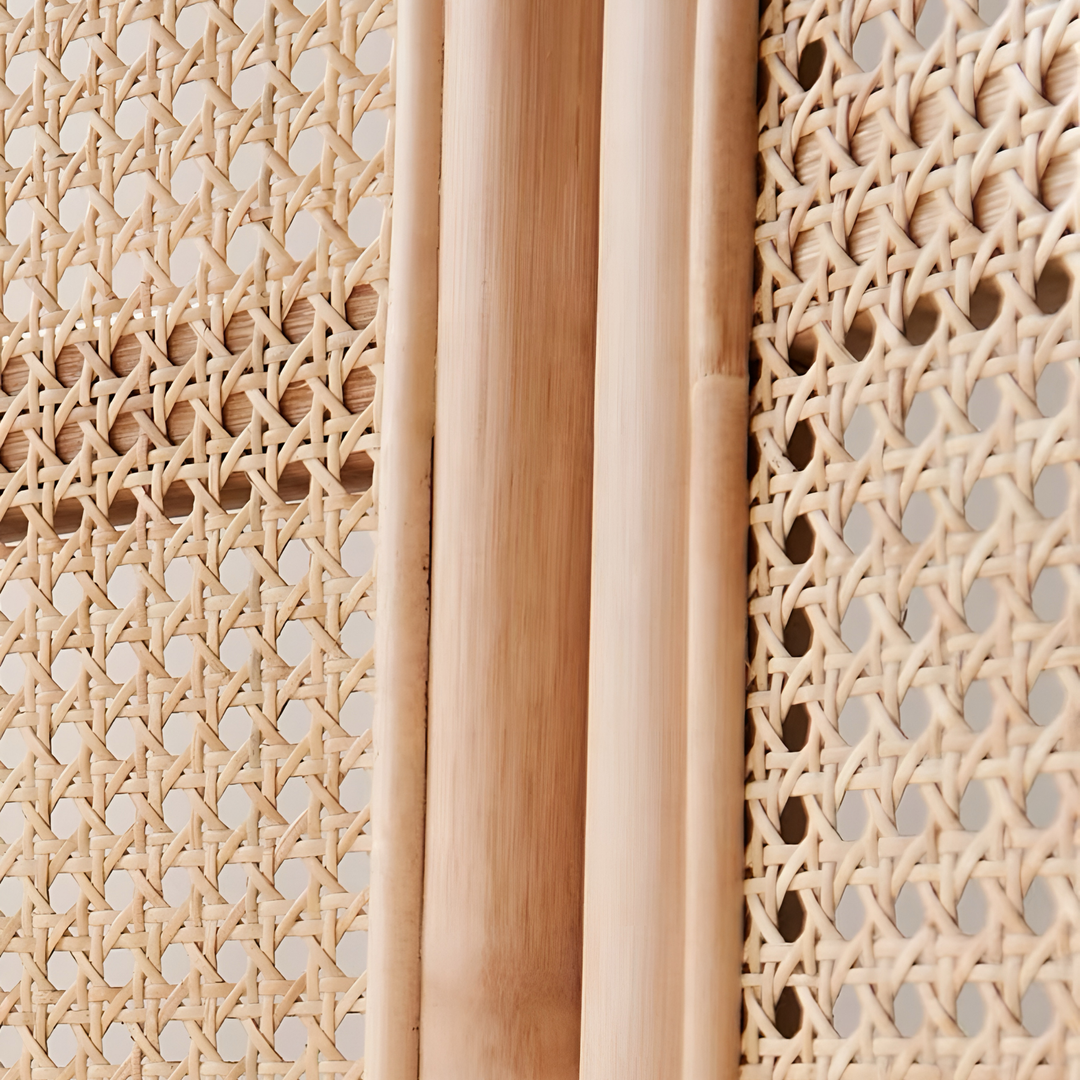 NAGOMI Rustic Rattan Foldable Partition