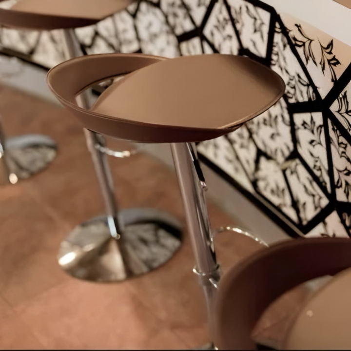 MAESTRO Modern Bar Stool