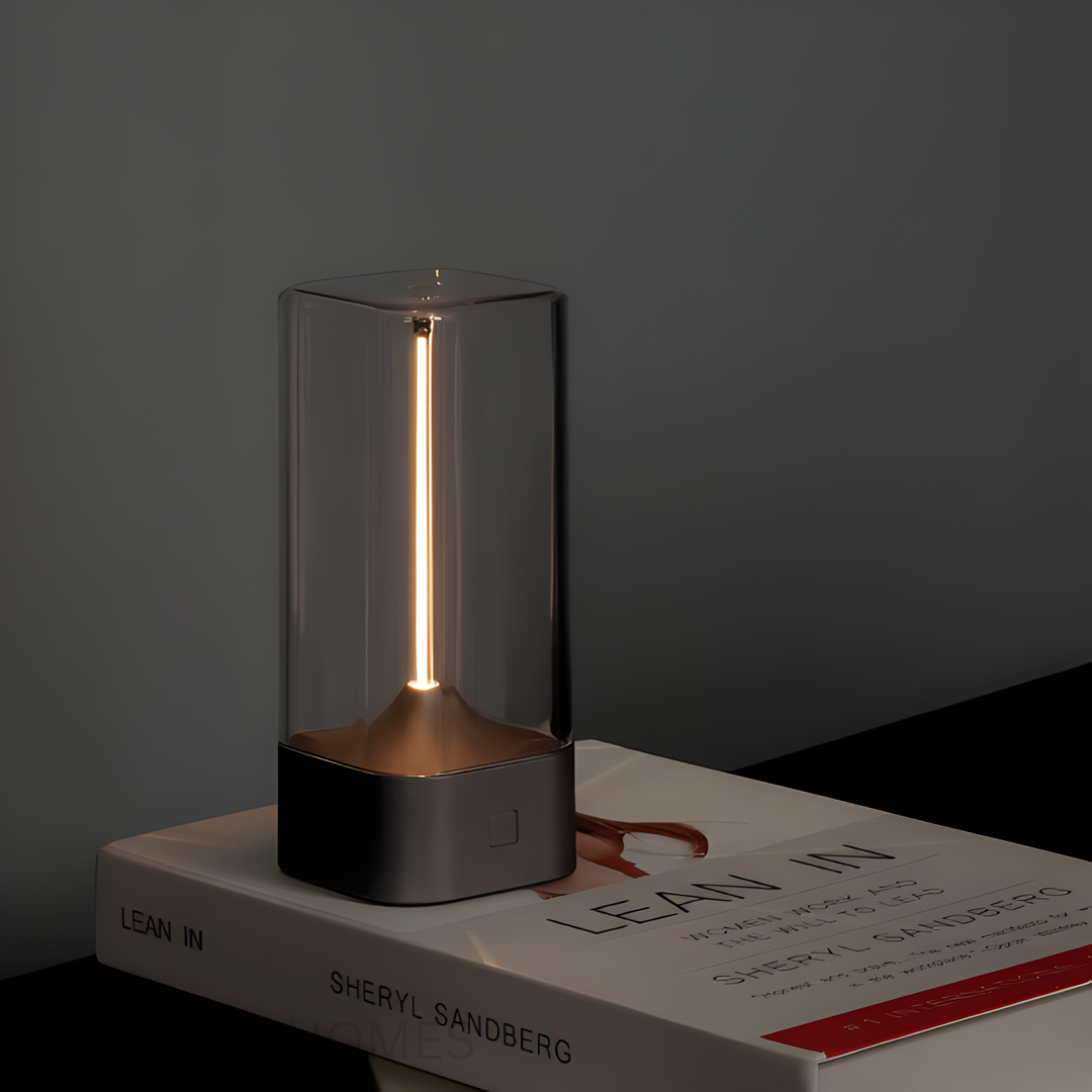 AUREN Modern Table Lamp