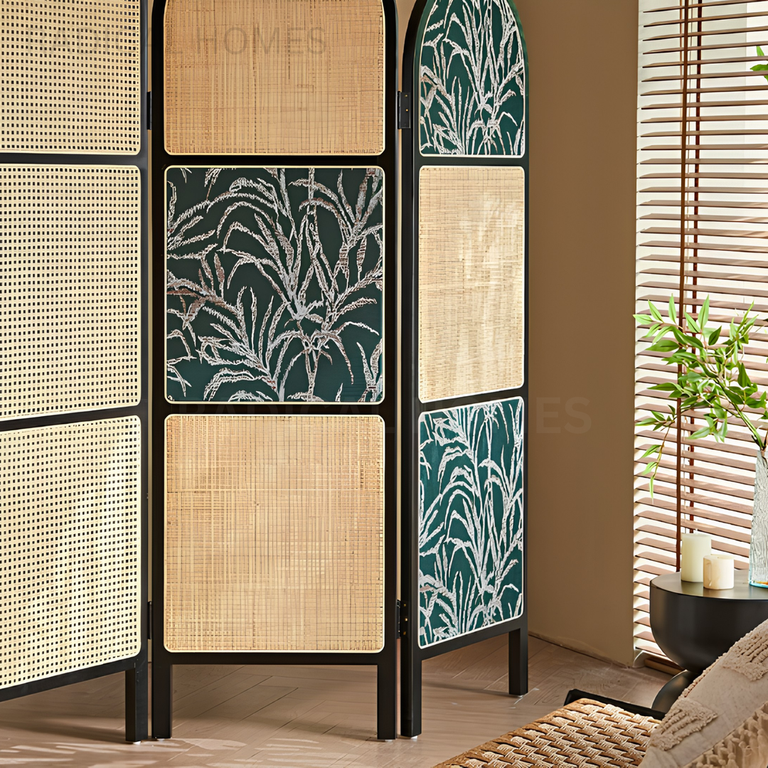 DAINEY Oriental Partition Divider