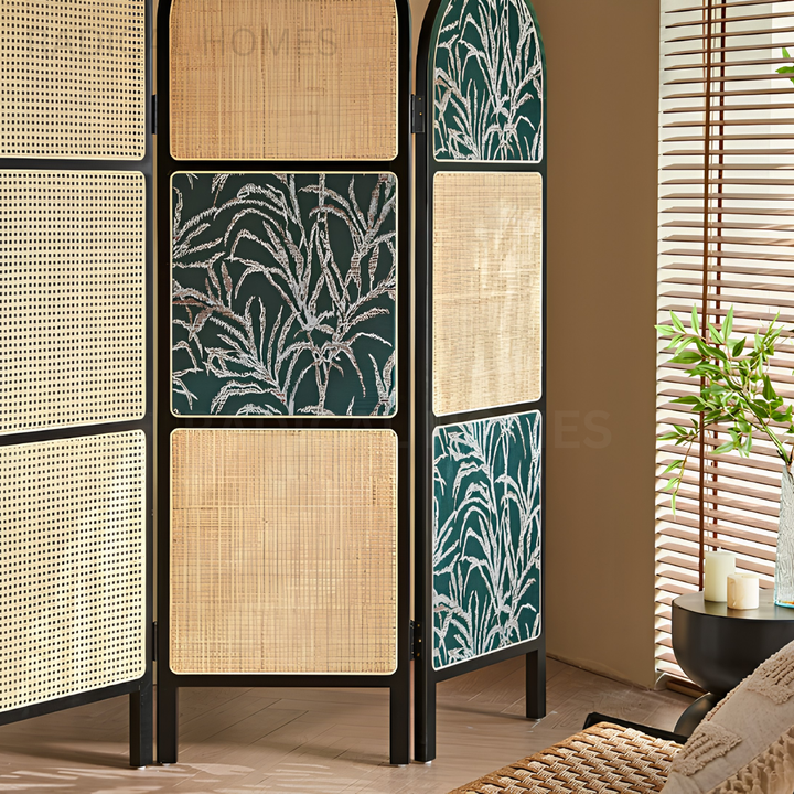 DAINEY Oriental Partition Divider