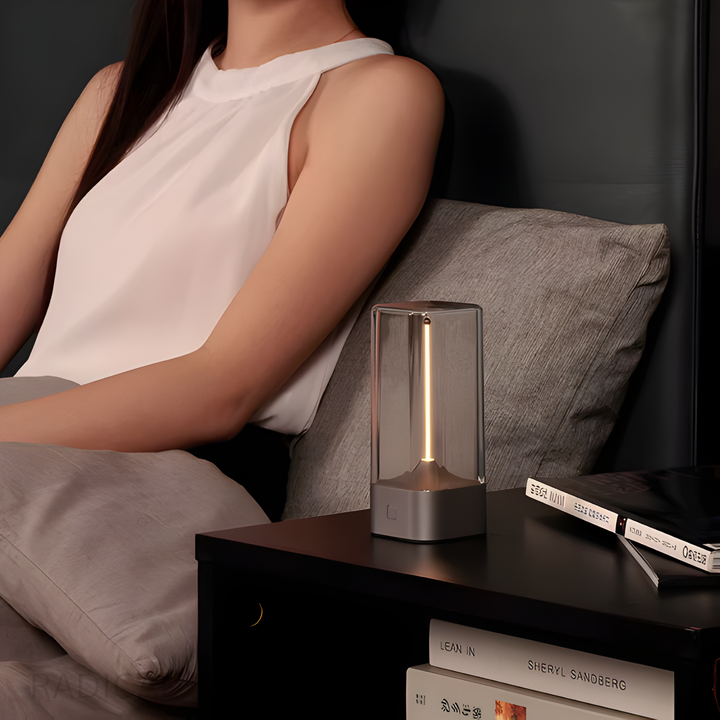AUREN Modern Table Lamp