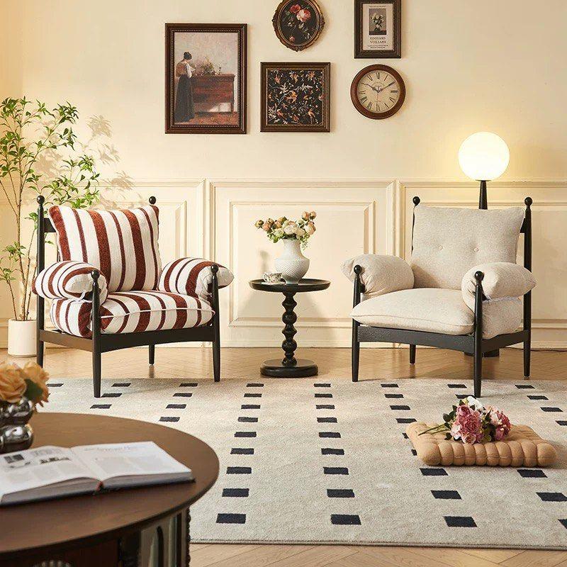 TASA Victorian Fabric Lounge Chair