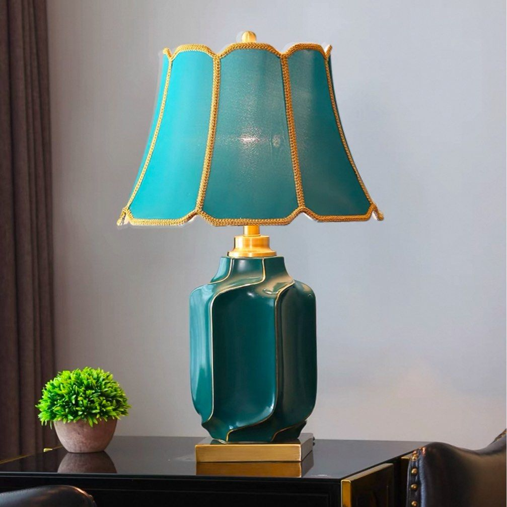SAEROI Modern Table Lamp