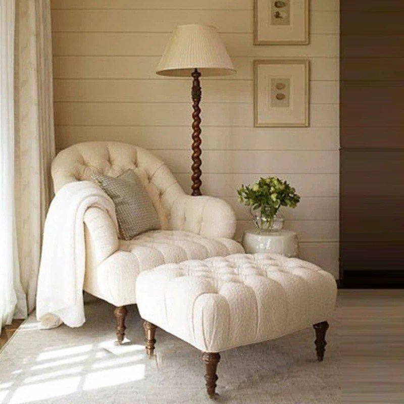 TRACS Victorian Fabric Lounge Chair