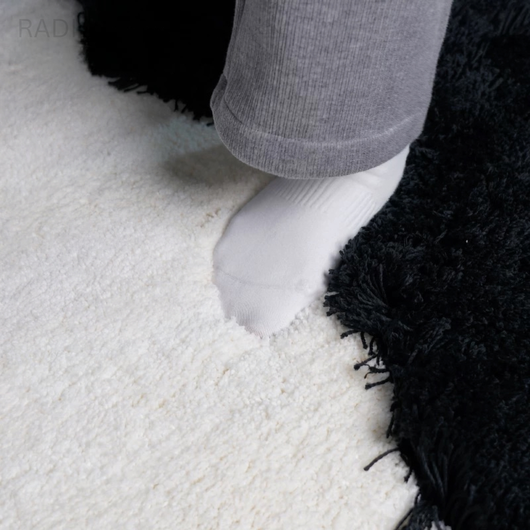 NOIRIS Modern Floor Rug