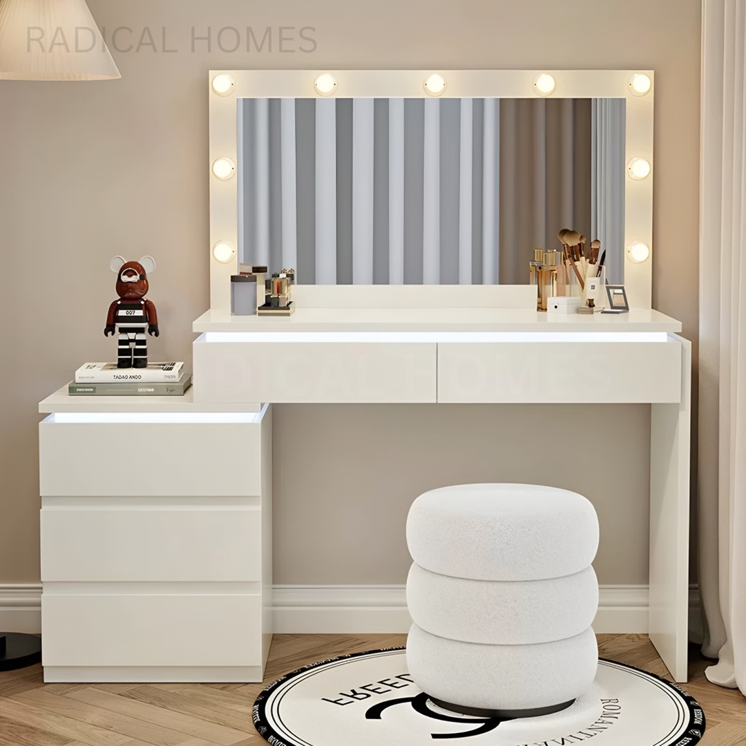 WHESKER Modern Hollywood Dressing Table