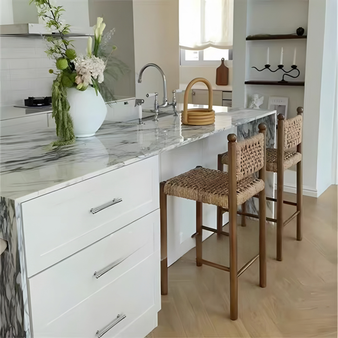 HARBOUR Rustic Rattan Bar Stool