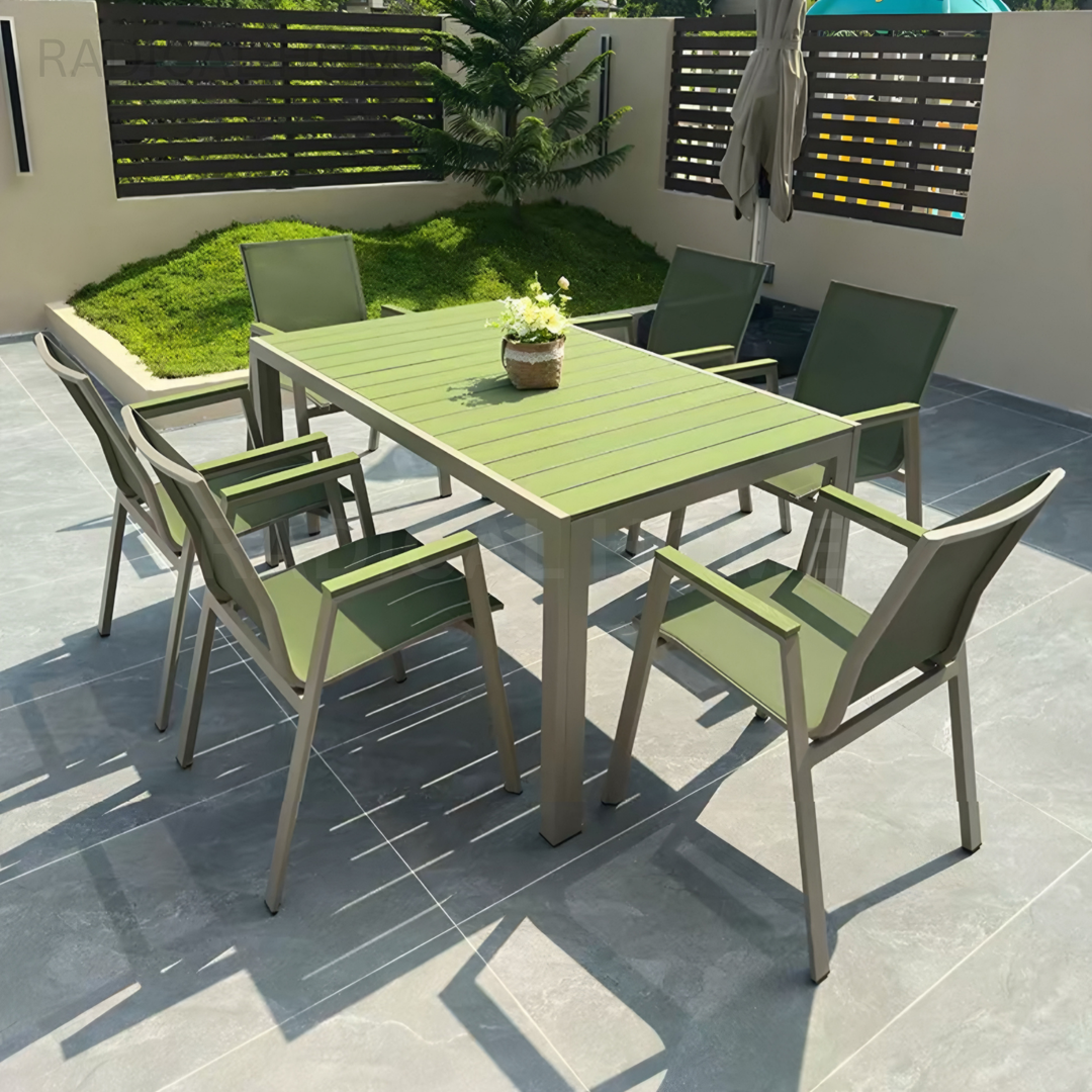 KENZOS Modern Outdoor Table