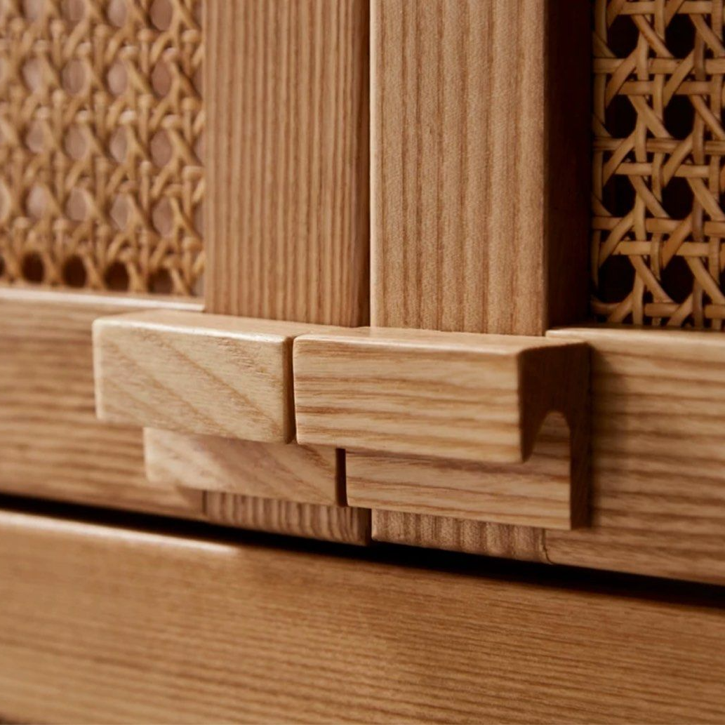 LINUSE Modern Solid Wood Cabinet
