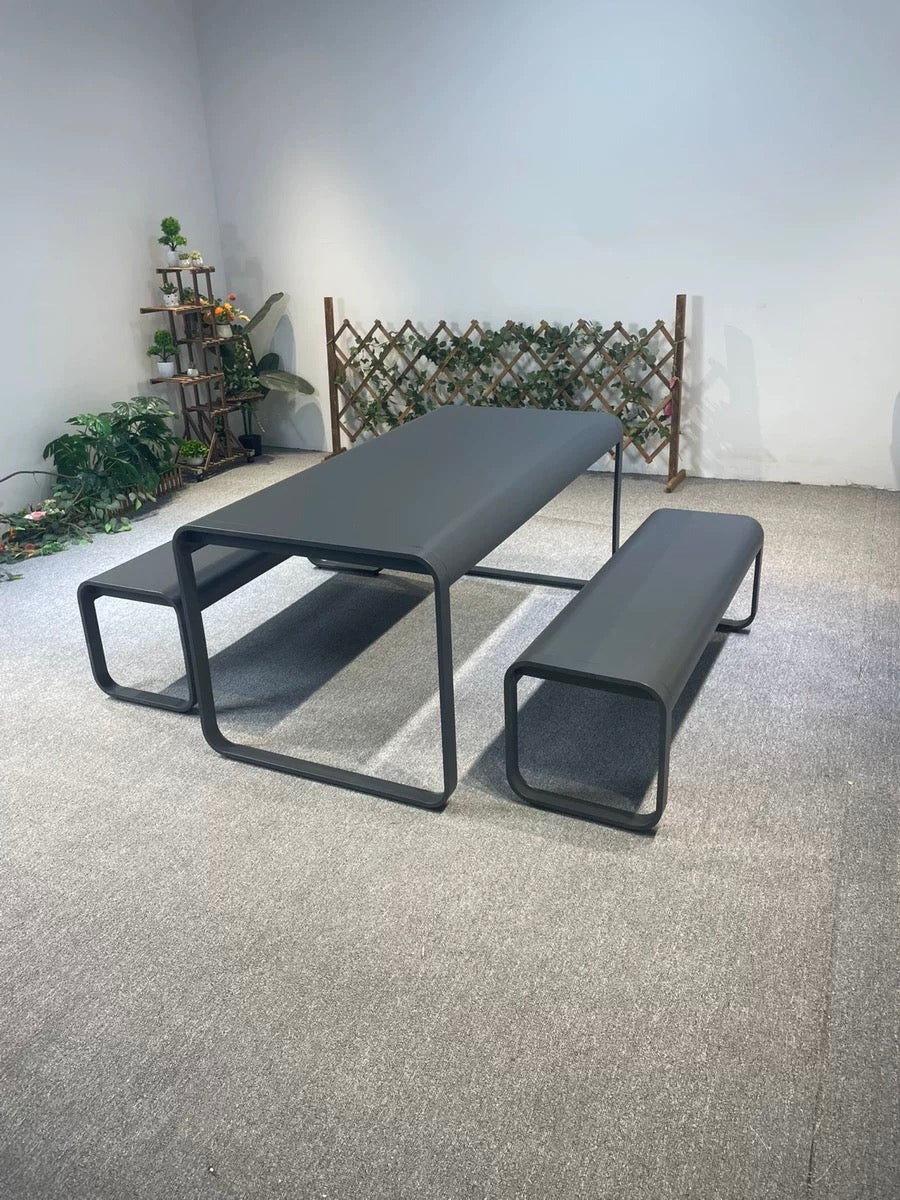 BESA Modern Outdoor Dining Table