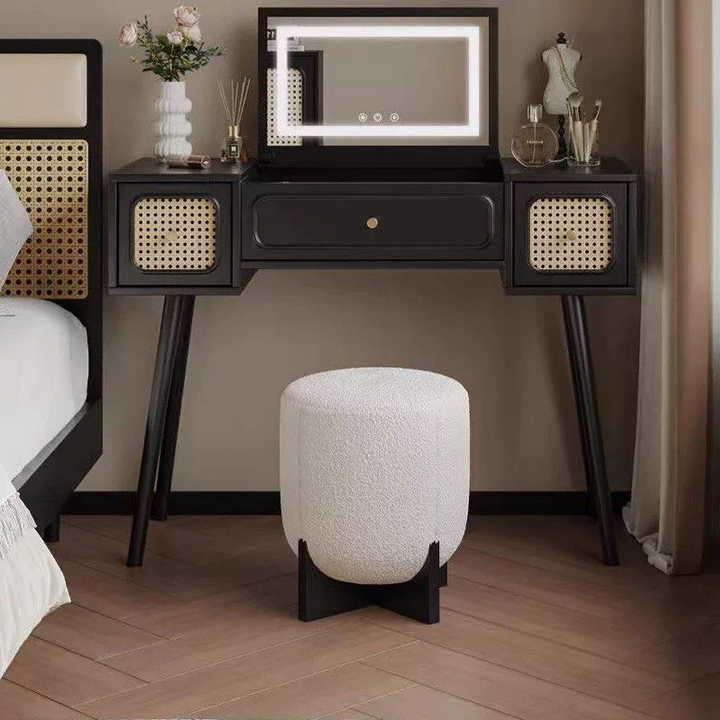 GAMO Modern Boucle Vanity Stool