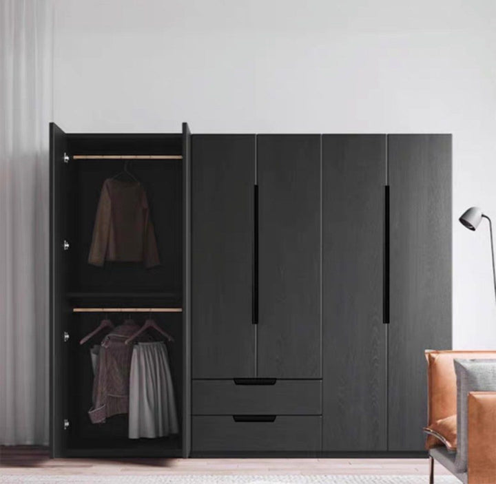 HENRYK Modern Black Wardrobe