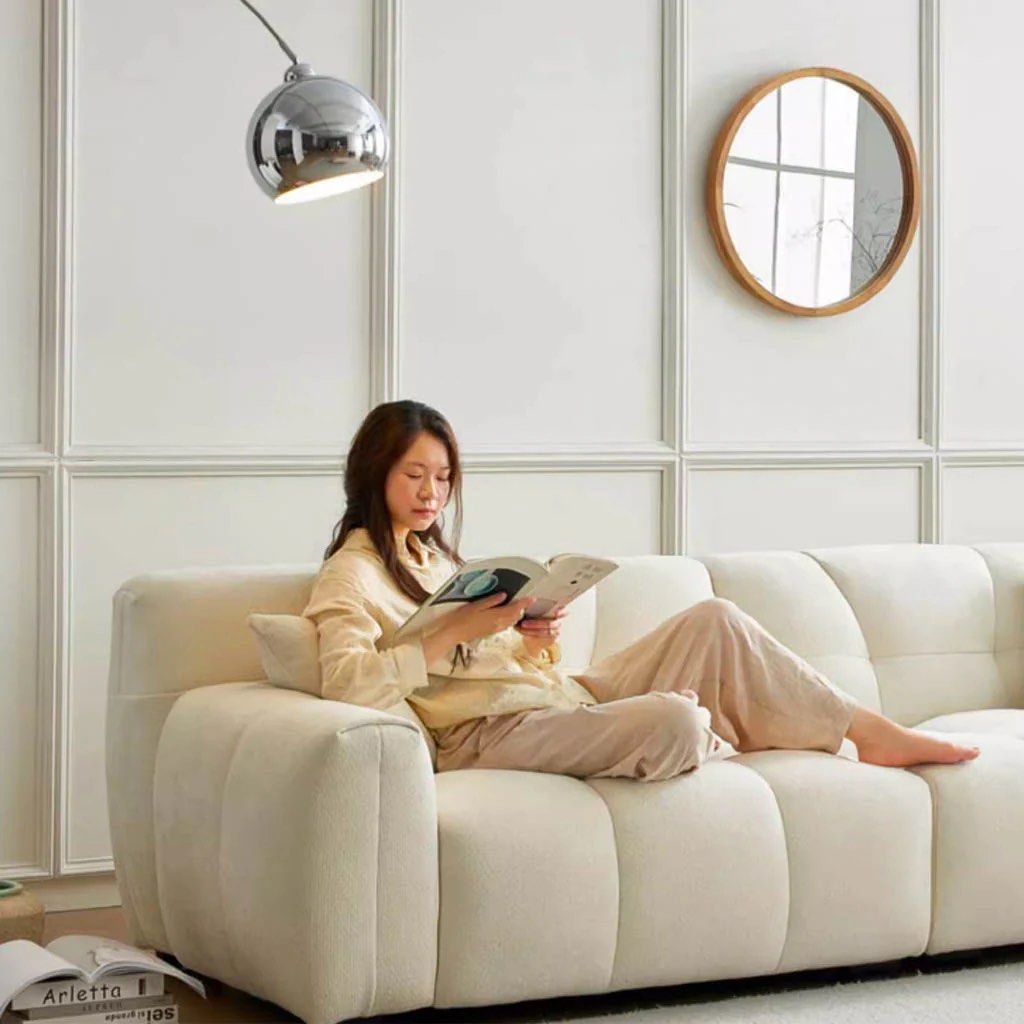 STERRA Modern Chubby Spill Resistant Sofa