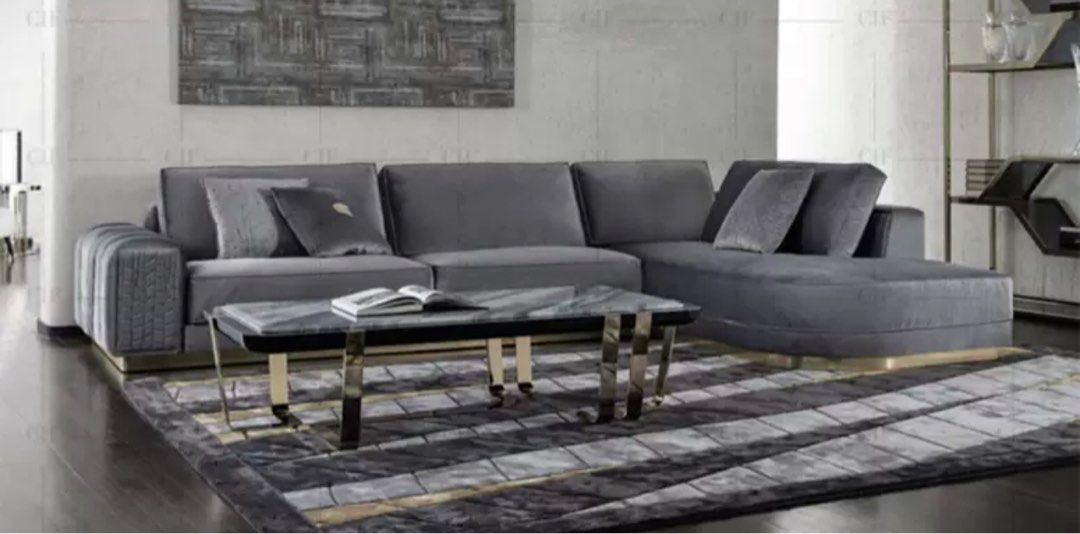 VANDELIS Luxury Leather Sofa