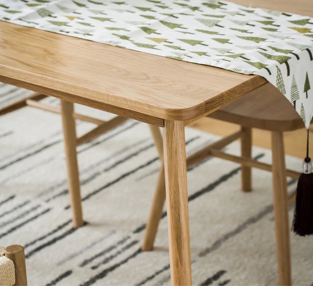 WILLIAMS Modern Solid Wood Dining Table