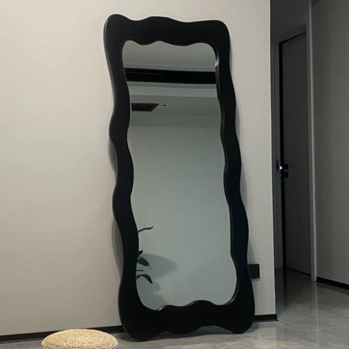 ALEJANDRO Mirror