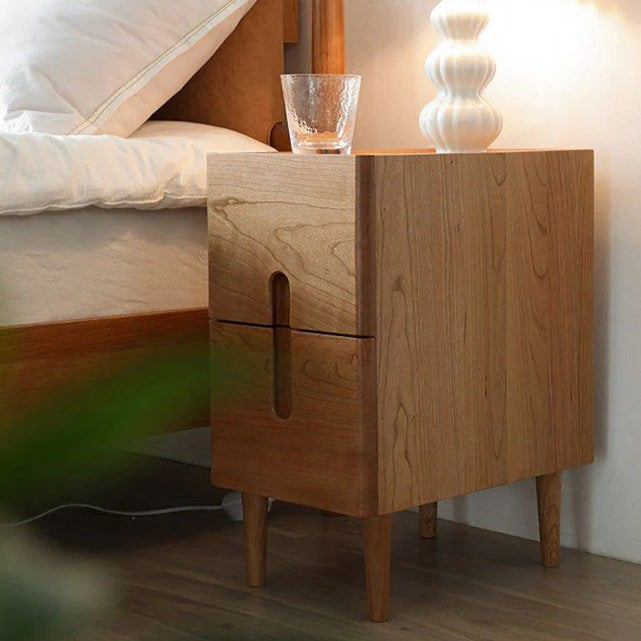 ANSRA Slim Solid Wood Nightstand