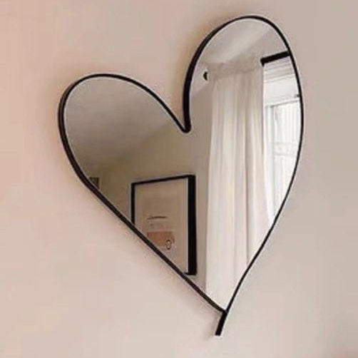 AVA Modern Heart-Shaped Mirror