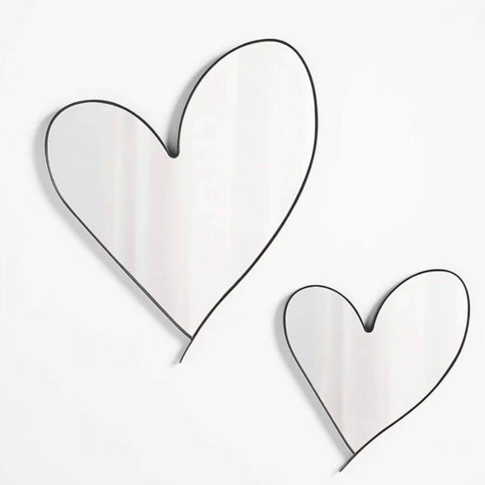 AVA Modern Heart-Shaped Mirror