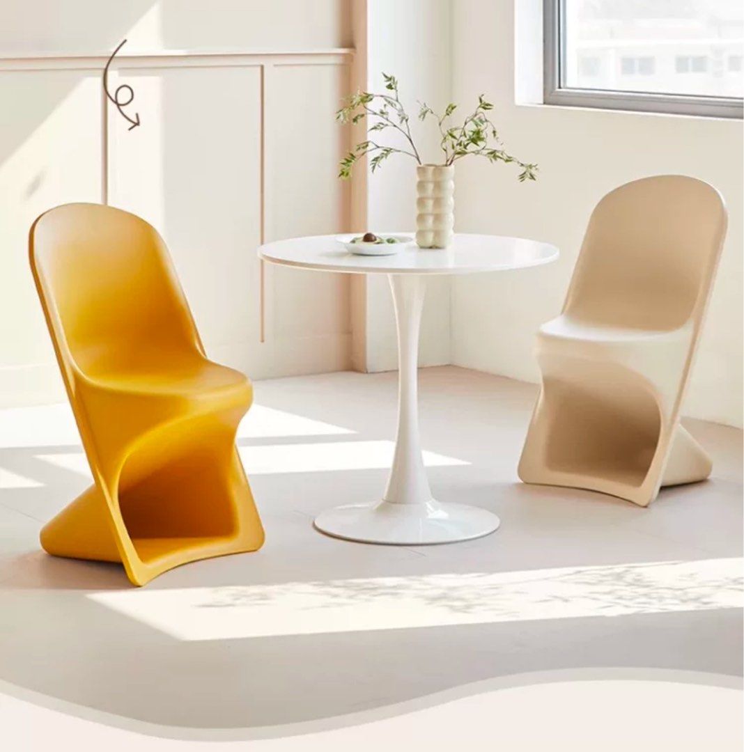 AYLA Modern Plastic Dining Chair