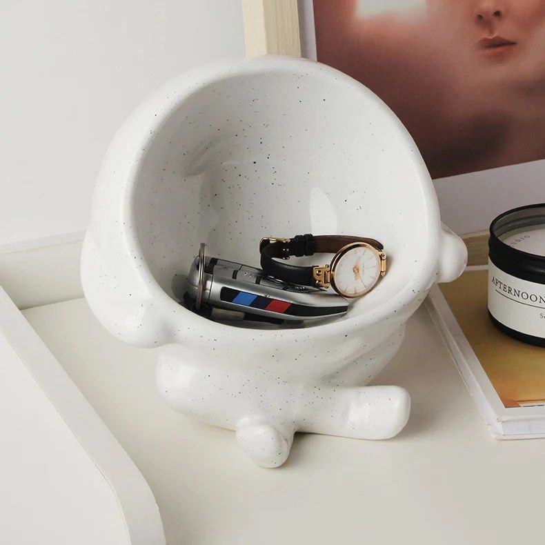 BANE Sculpture With Storage
