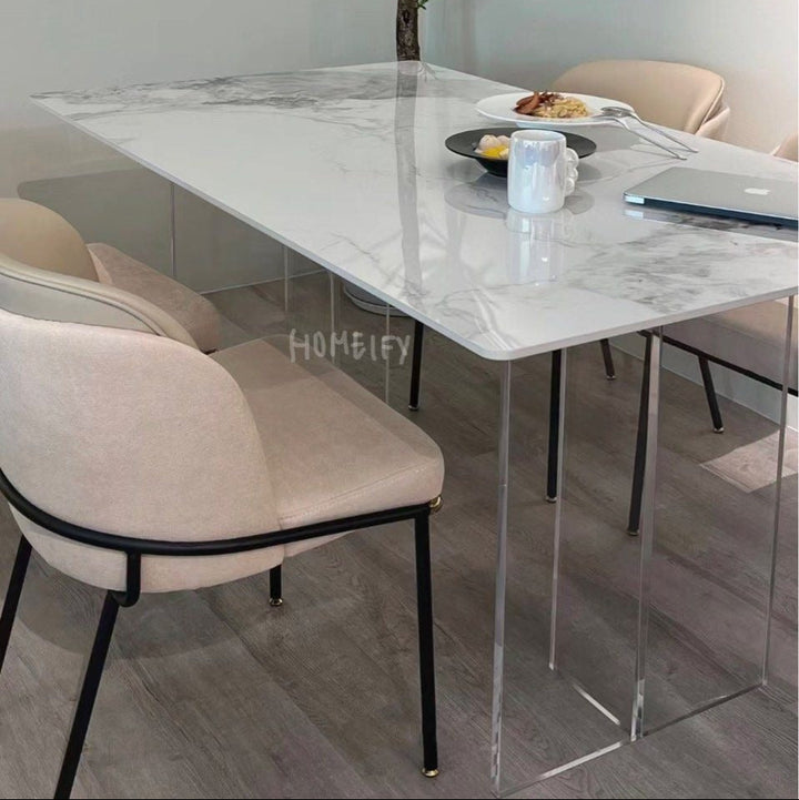 TAVERAS Minimalist Dining Table
