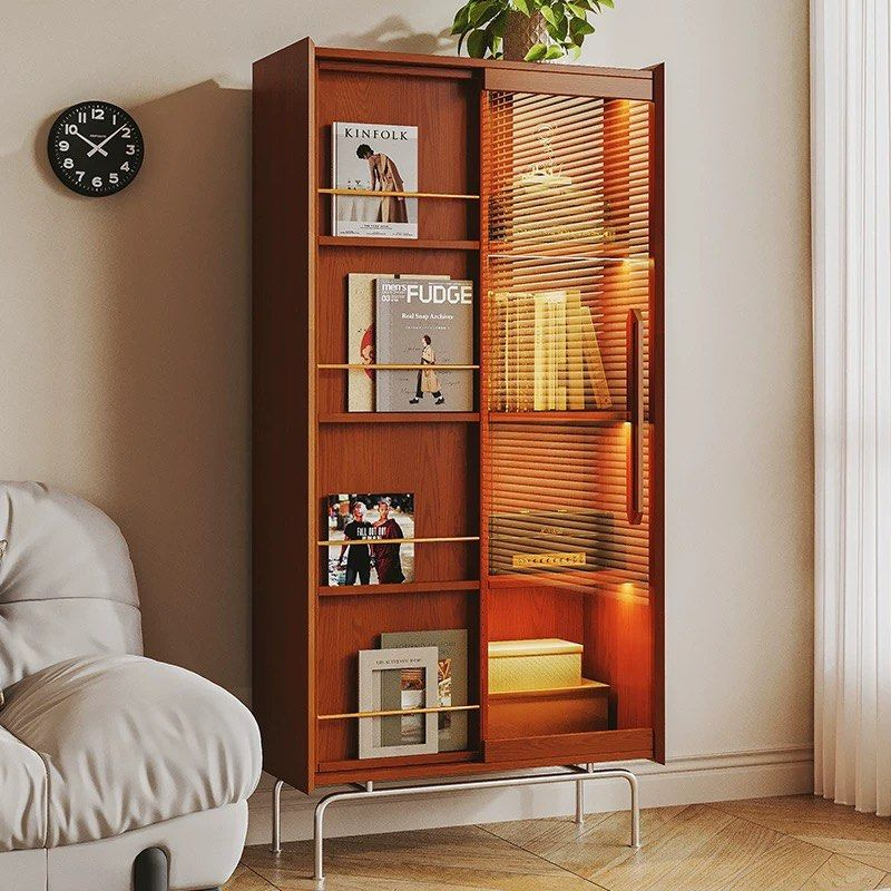 BERNARDO Retro Solid Wood Display Shelf