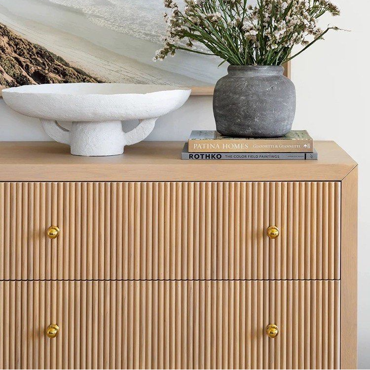 PELE Modern Fluted Chest Of Drawers