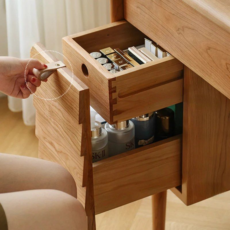 EVA Solid Wood Vanity Table