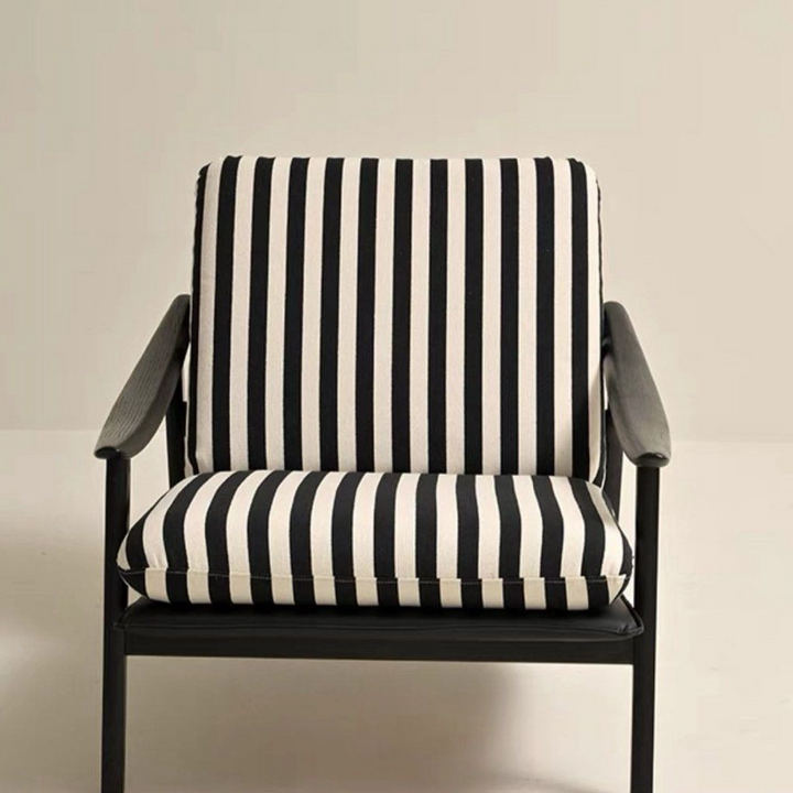 IVY Vintage Solid Wood Lounge Chair