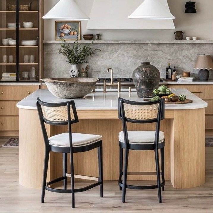 JAYTEN Rustic Solid Wood Bar Stool / Dining Chair