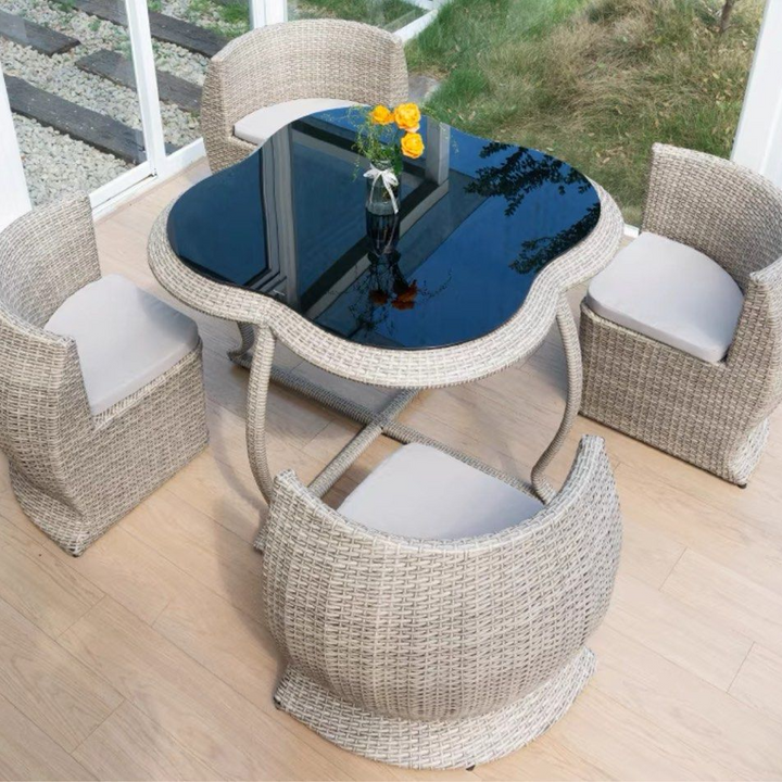 YENDE Compact Outdoor Table And Chairs