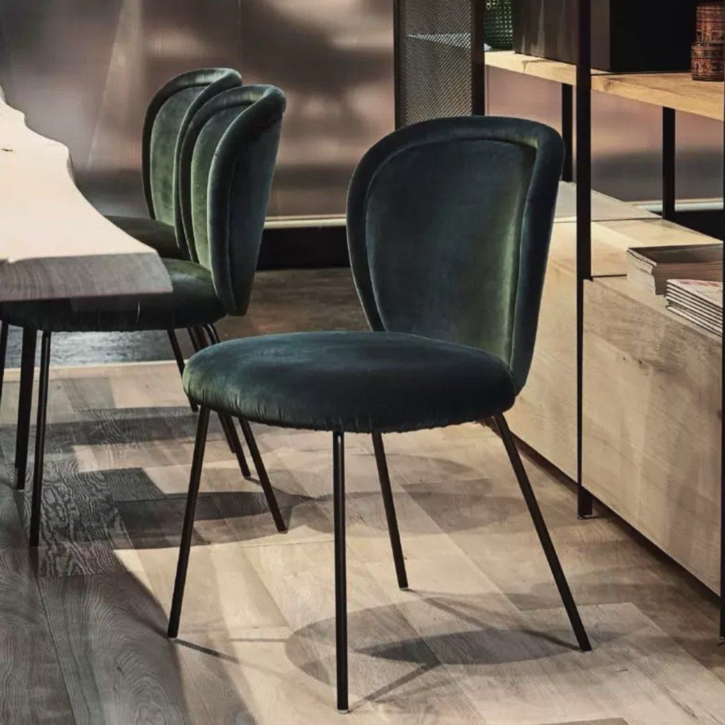 HENRY Modern Velvet Dining Chair