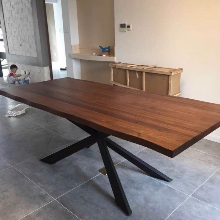 BALTAZAR Modern Solid Wood Dining Table