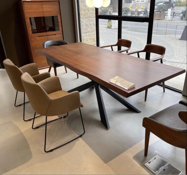 BALTAZAR Modern Solid Wood Dining Table