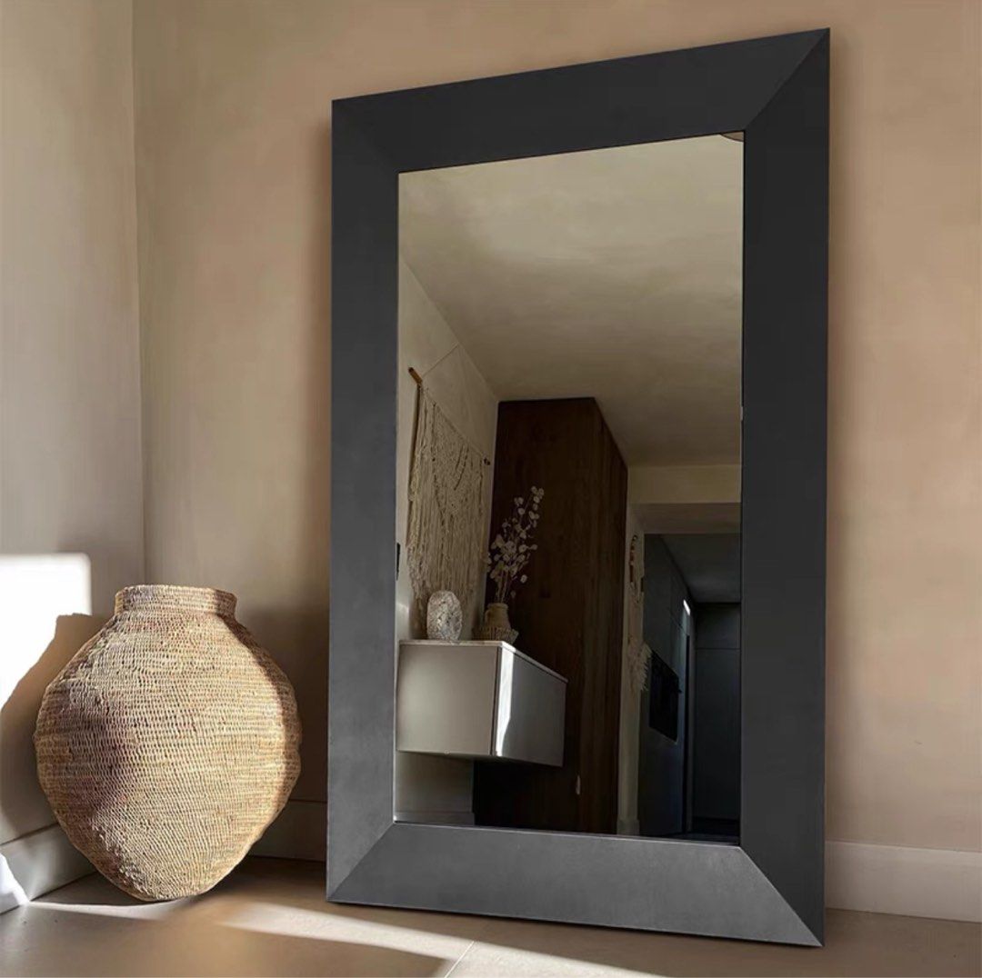 DIXIE Modern Standing Mirror