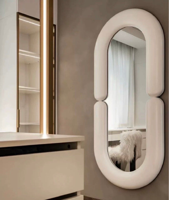 ENCASUE Minimalistic Mirror