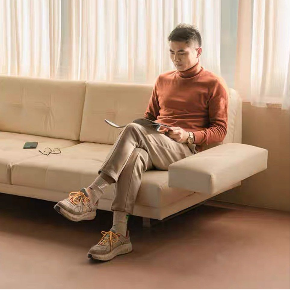 ADAVORA Minimalist Leather Sofa