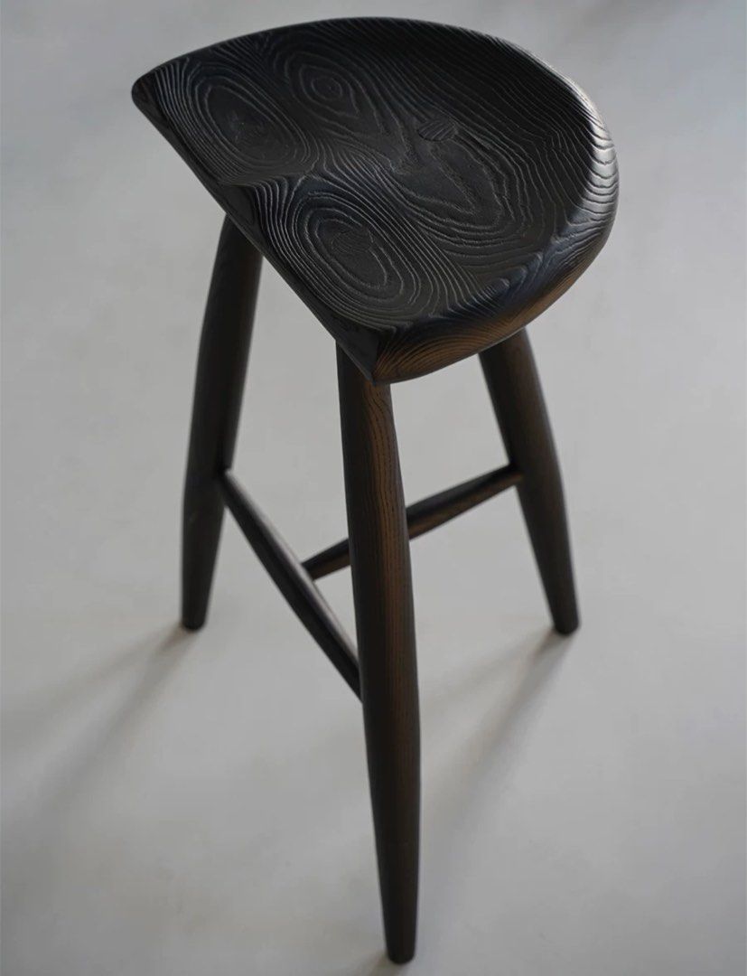 GEGEA Modern Black Solid Wood Stool