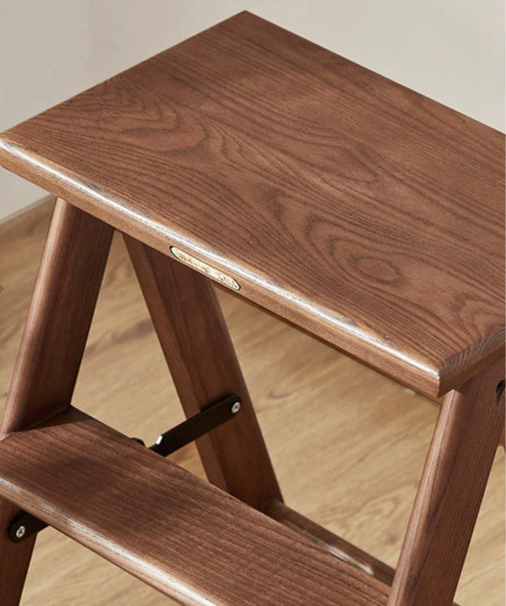GRANGER Wood Step Stool