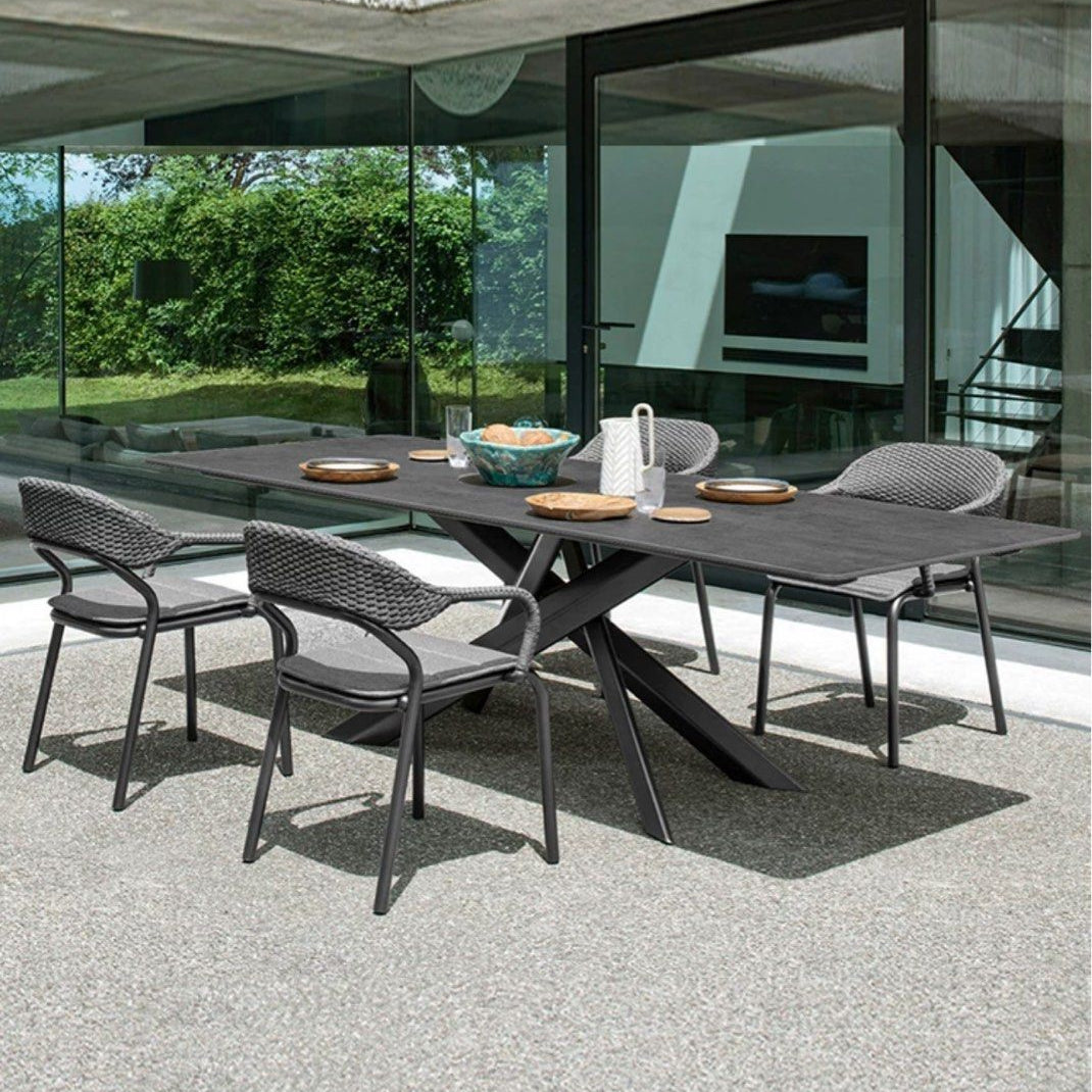 JAMES Modern Outdoor Dining Table
